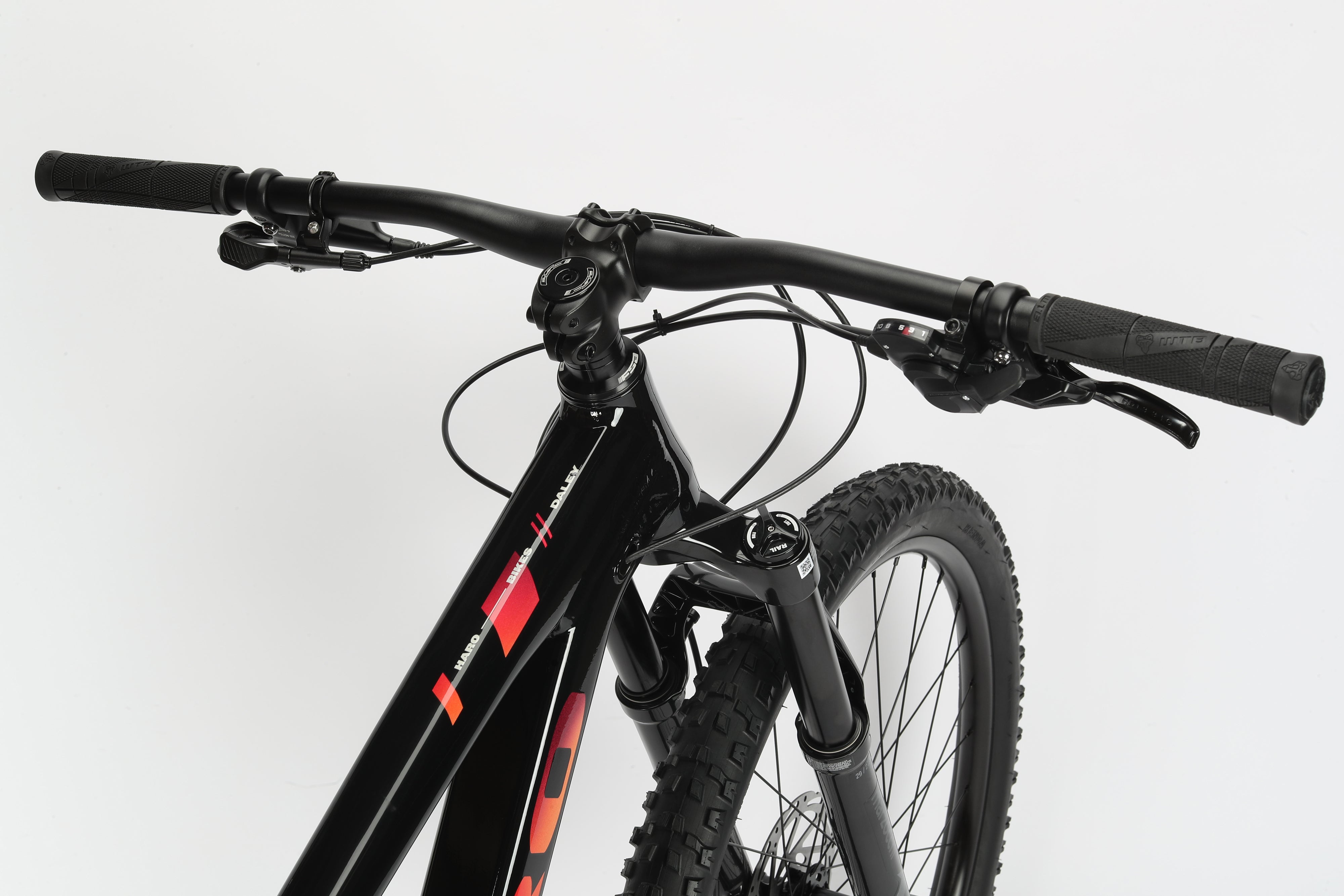 Haro Bikes Daley Alloy 3 Black / Amber